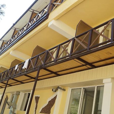 Pitsunda Hotel 外观 照片