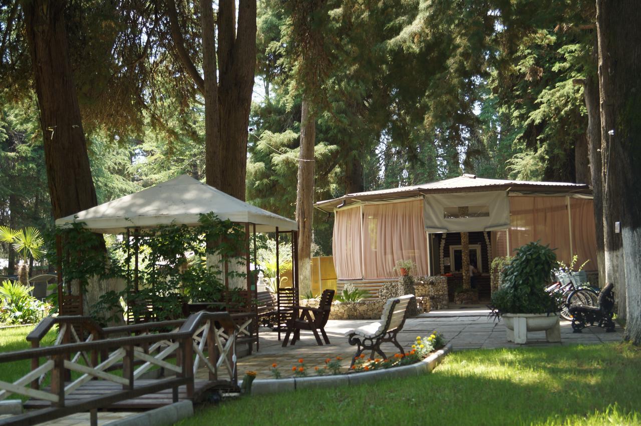 Pitsunda Hotel 外观 照片