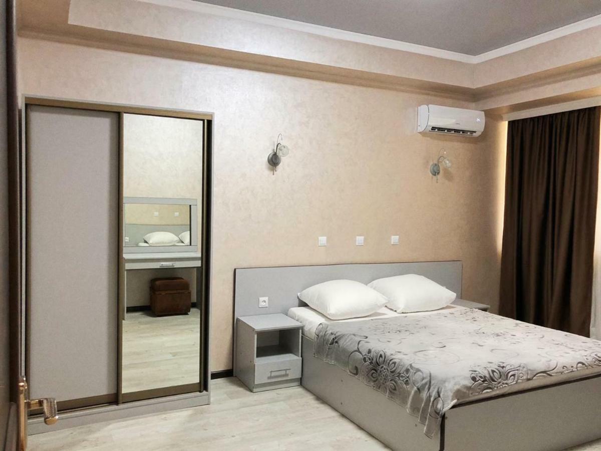Pitsunda Hotel 外观 照片